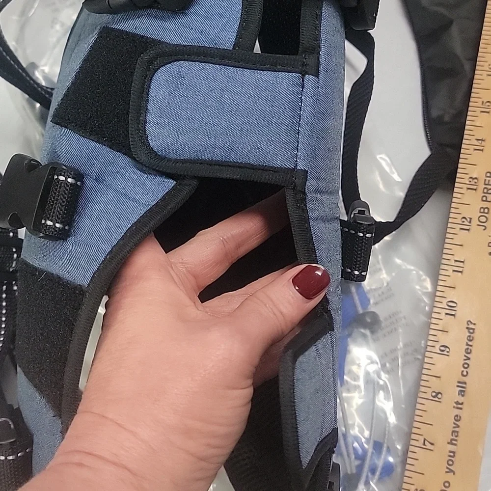Small dog harness for nail trimming and grooming